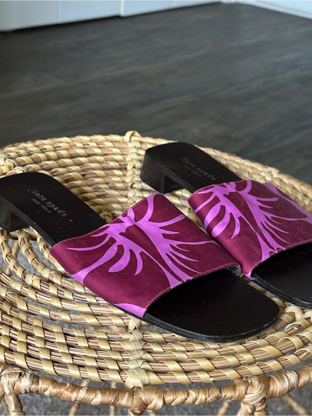 kate spade Two-Tone Magenta Floral Satin Slide Mules Women’s 10 Sandals